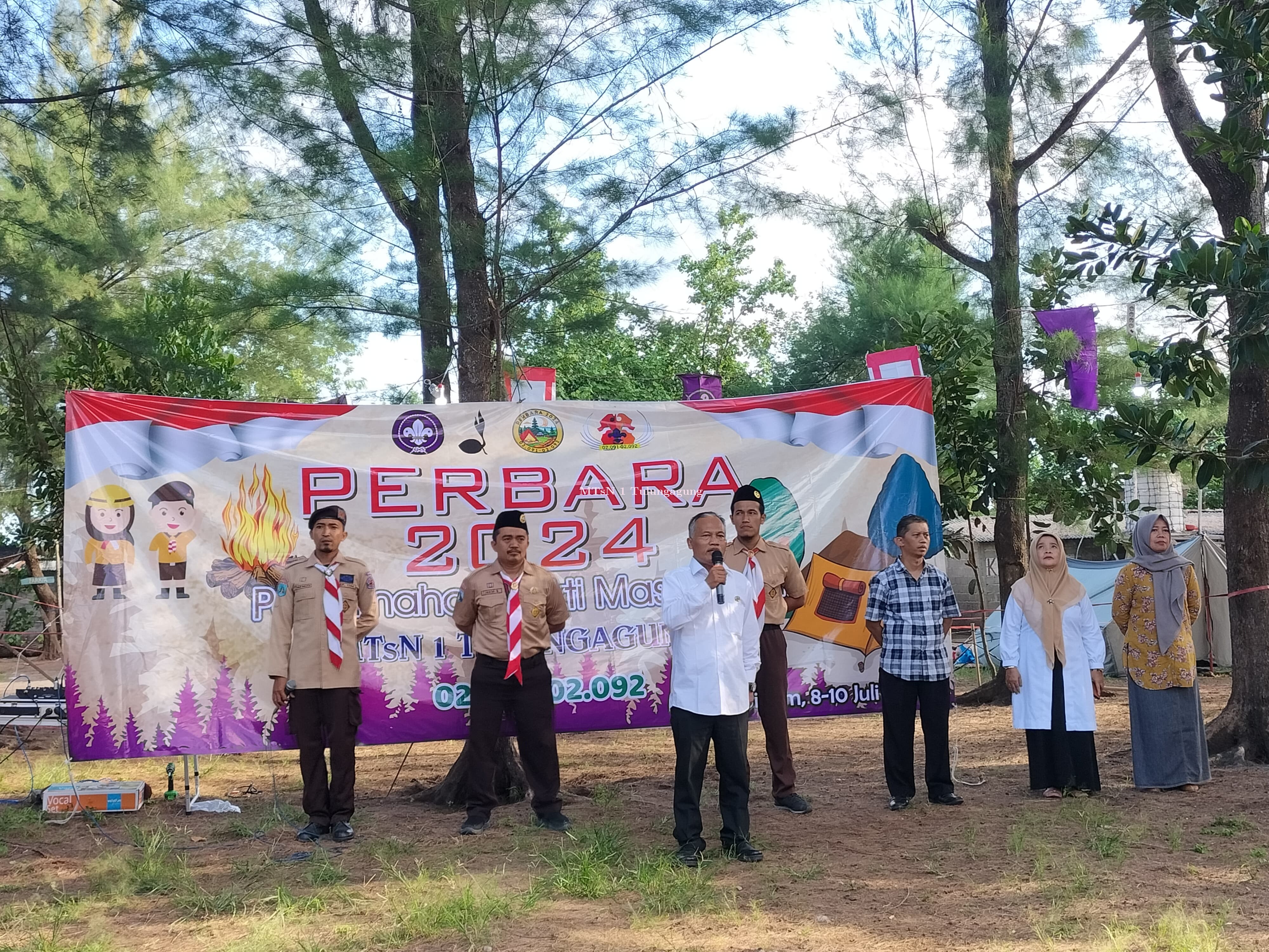 Tim Kumbang dan Azalea Pamungkas Scout Gelar Perkemahan Bakti  Masyarakat di Kawasan Pantai Sidem