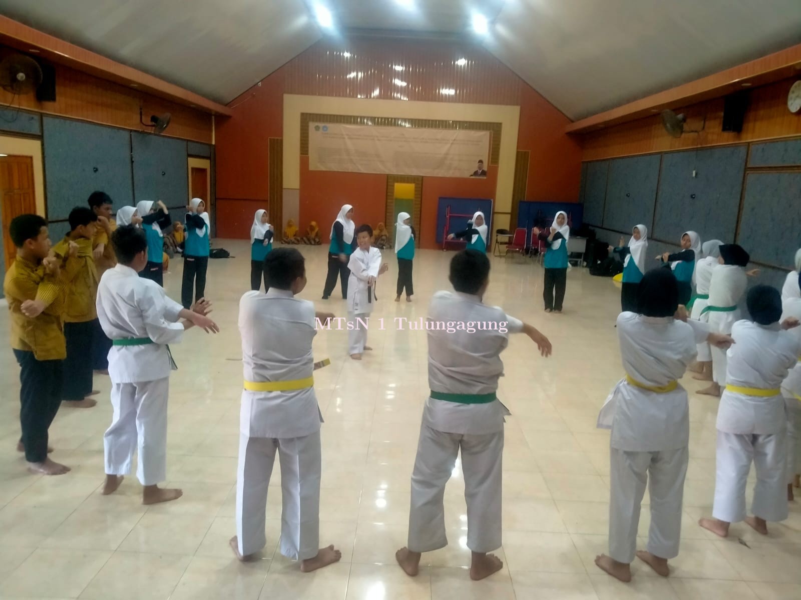 Melongok Cah-cah Matsaneta Berlatih di Ekstrakurikuler Karate