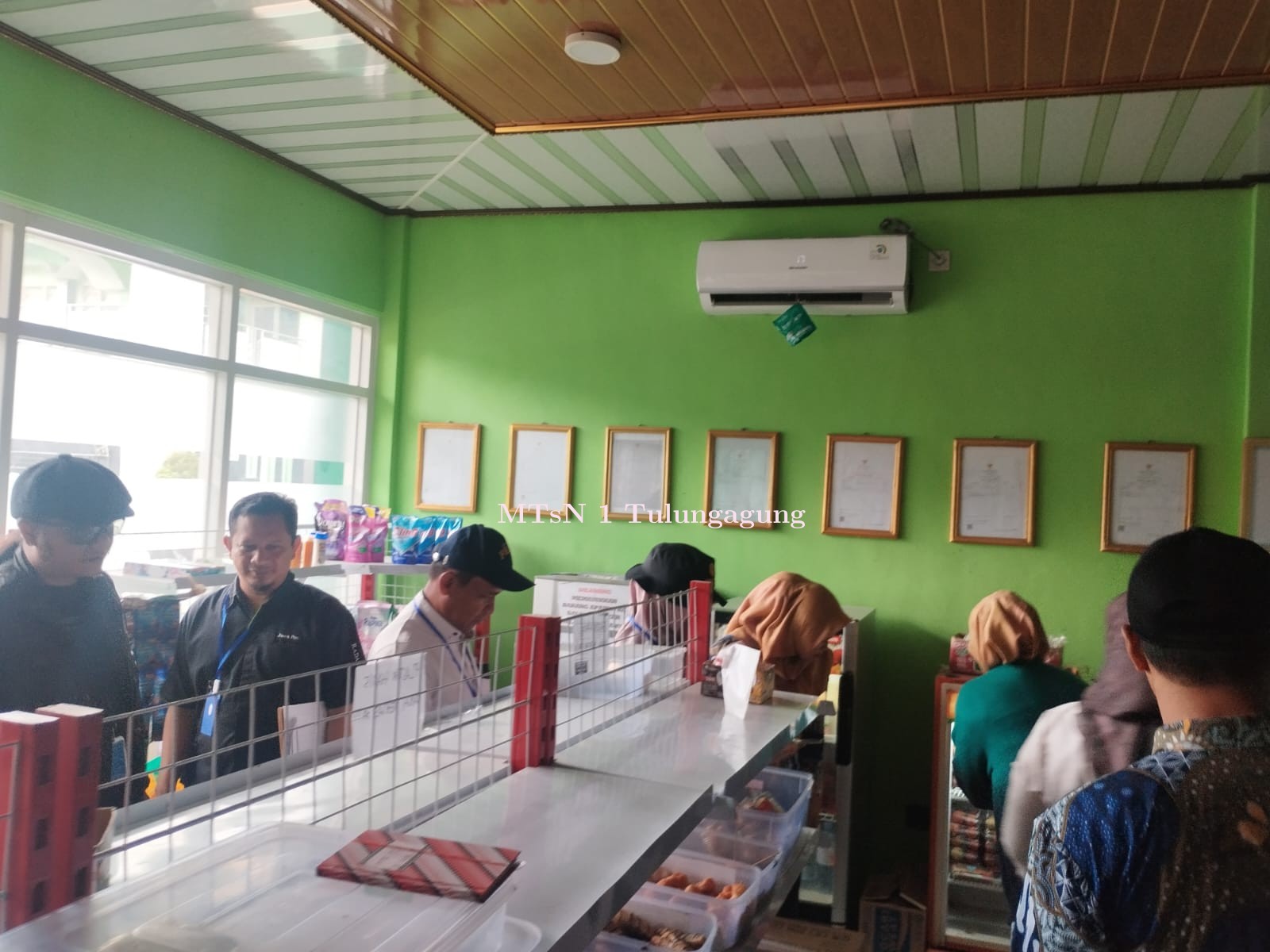 Ini Dia, Hasil Budi Daya Tomat dan Cabai Sekolah Peduli Inflasi (SPI)