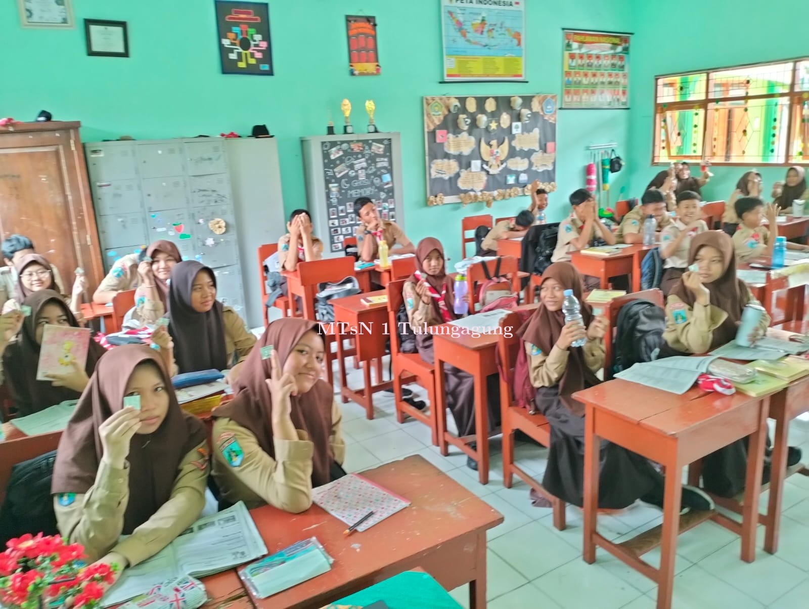 Siswi Matsaneta Rutin Minum Tablet Penambah Darah