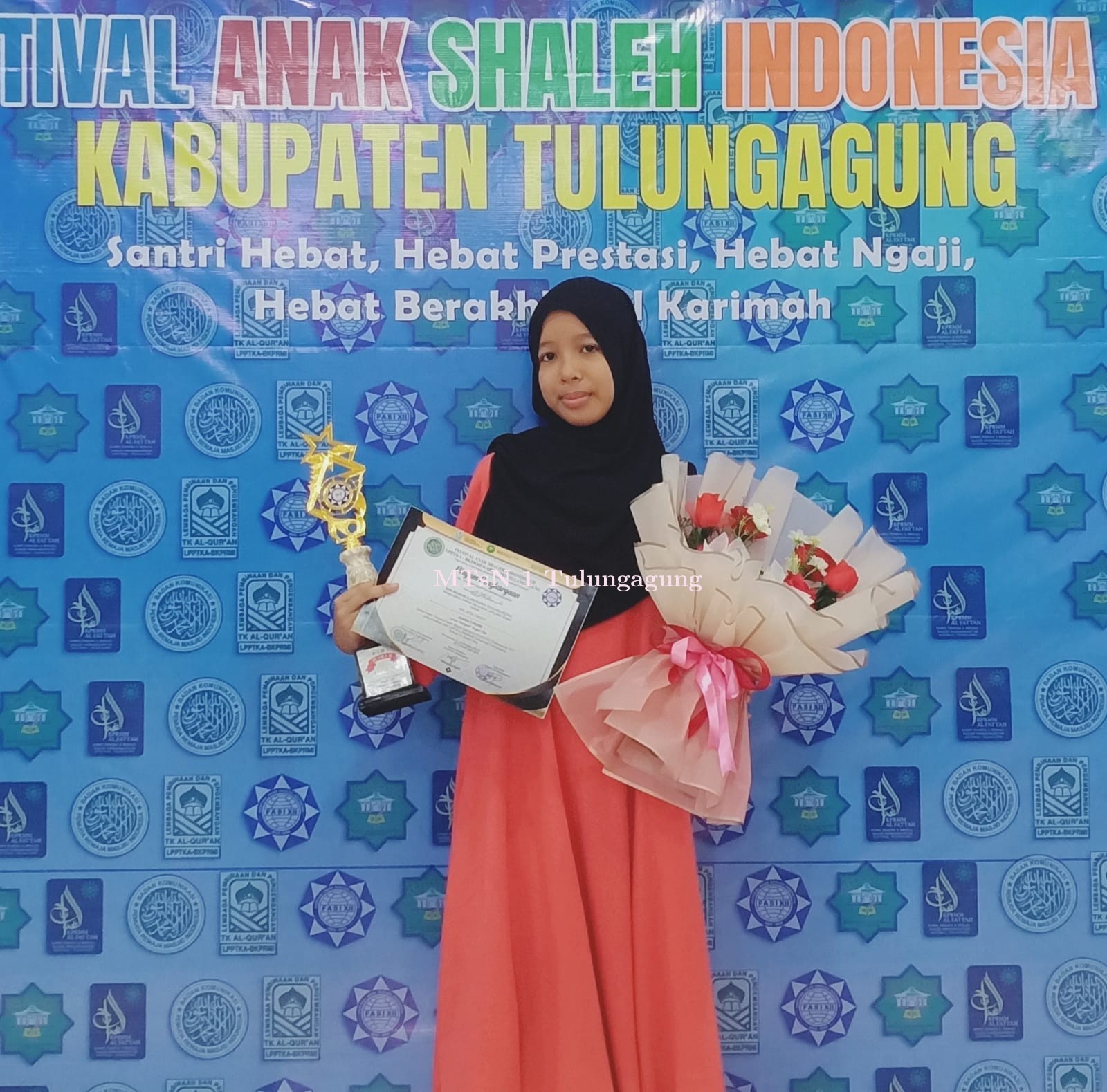 Runner Up Kaligrafi Mushaf Festival Anak Shaleh Indonesia