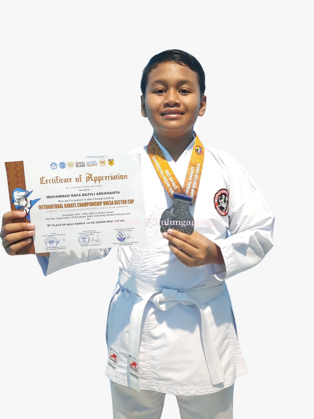 Juara 2 Kejuaraan Internasional Karate Championship