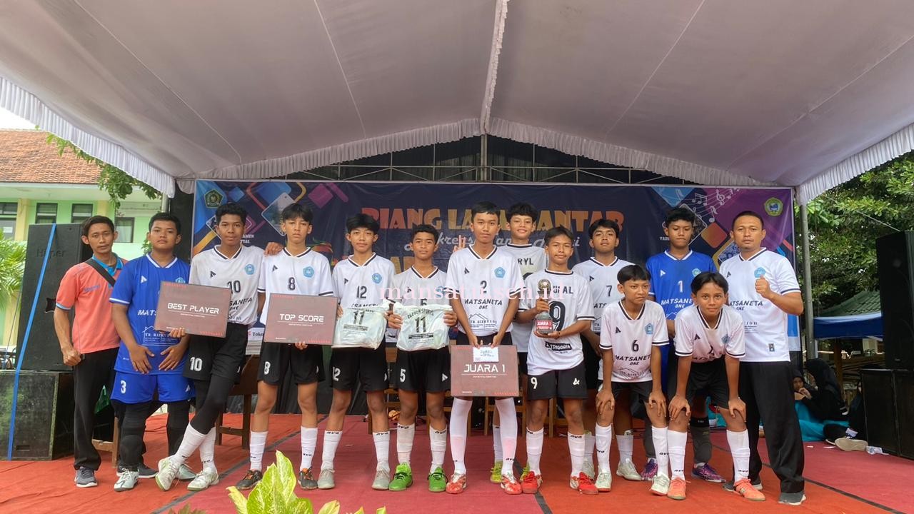 Wow, Keren!!! Juara 1 Kompetisi Futsal se-Karesidenan Kediri