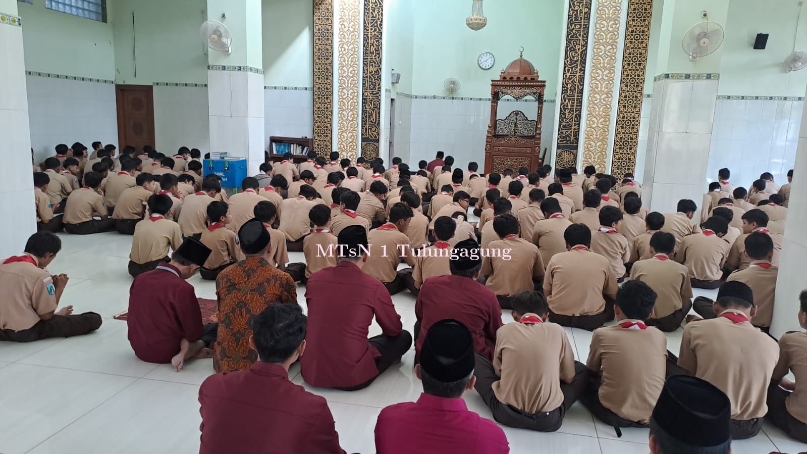 Religi Jumat Pagi, Murojaah Dilanjut Istighosah 